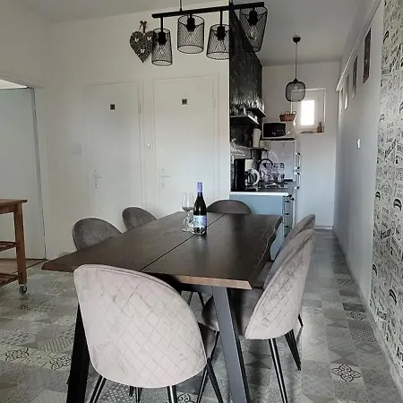 A Bringas Lägenhet *